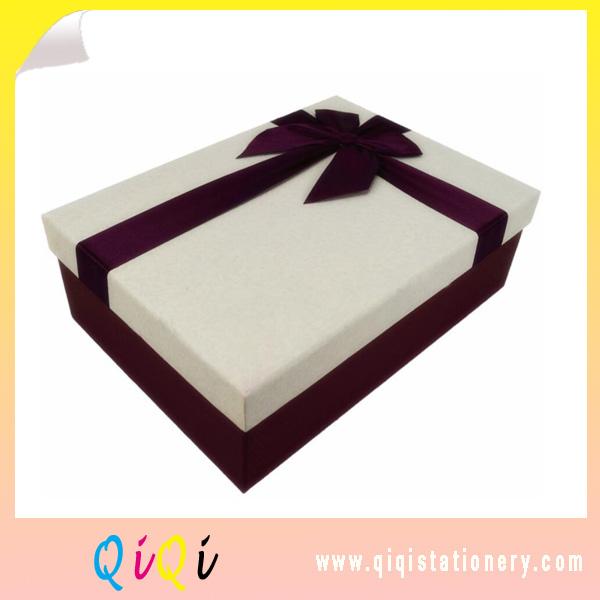 custom made Luxury rectangle paper rigid gift box with lid 